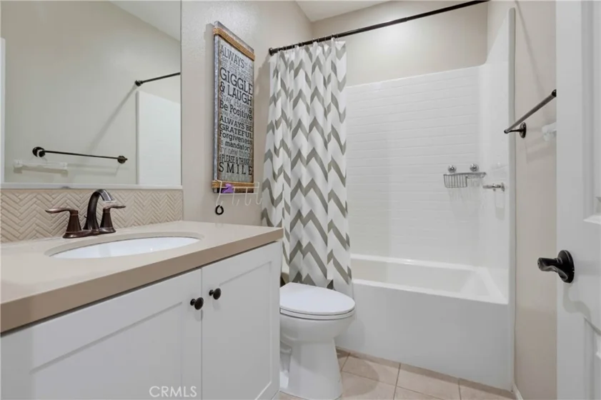 3320 W Mirano photo 50