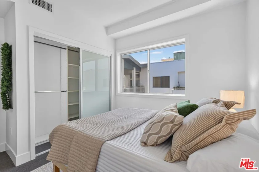1700 Sawtelle Boulevard #PH8 photo 9