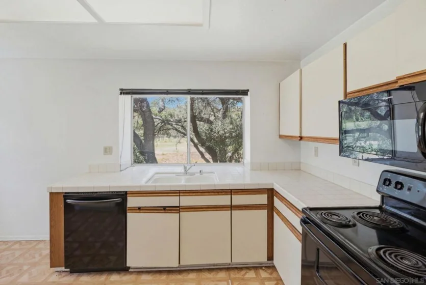 29402 Circle R Greens Drive photo 14