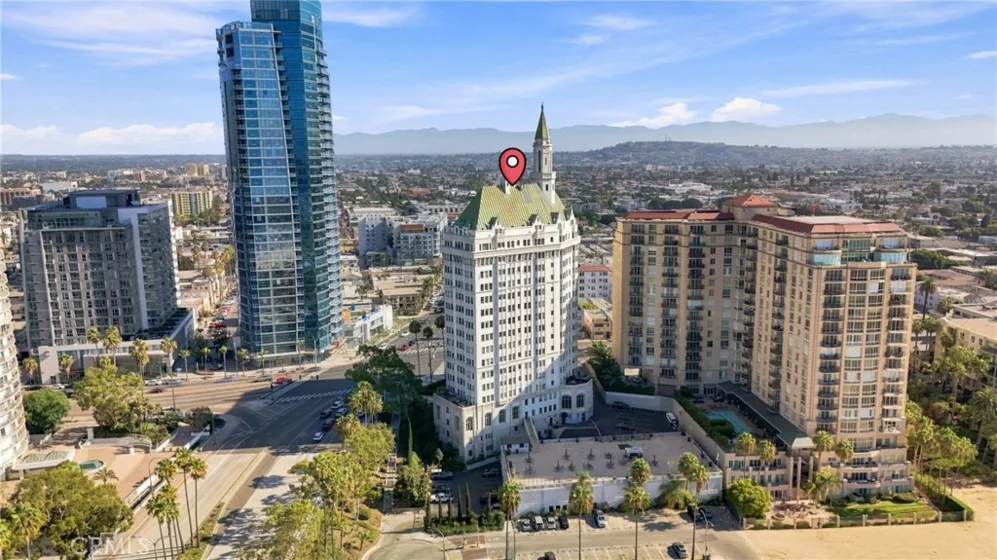 800 E Ocean #905 photo 24
