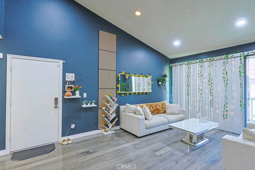 10571 S Lakeside Drive #178 photo 2