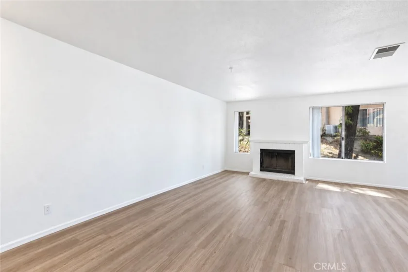 1022 Grape Street photo 2
