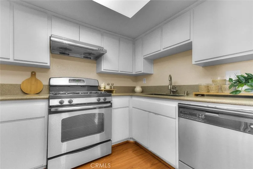 430 N Holliston #210 photo 13
