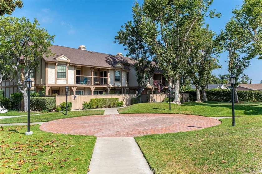 444 S Tustin #K3 photo 58