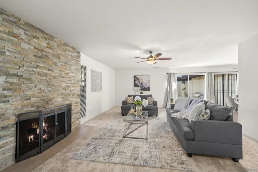4224 Collwood Lane photo 1