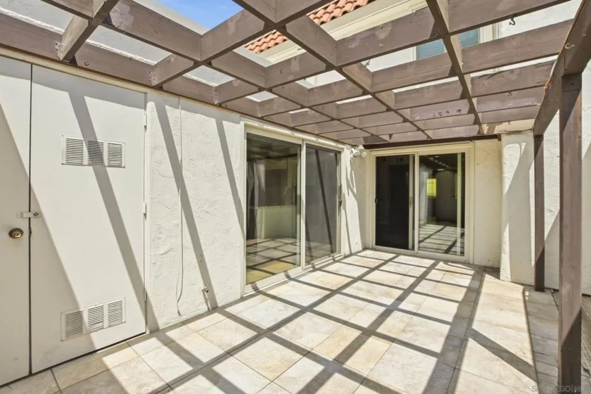 5244 Mount Alifan photo 10