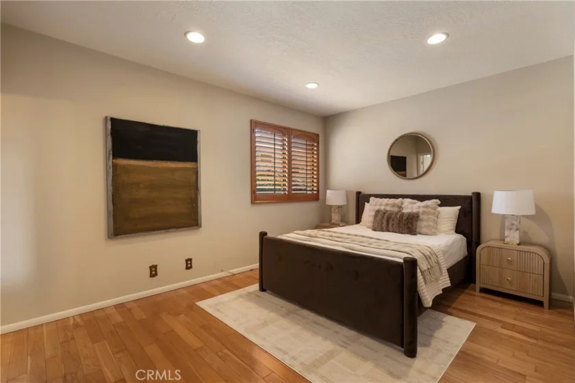 4444 Wilshire #102 photo 27