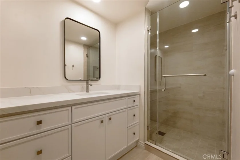 4807 Woodley Avenue #208 photo 31