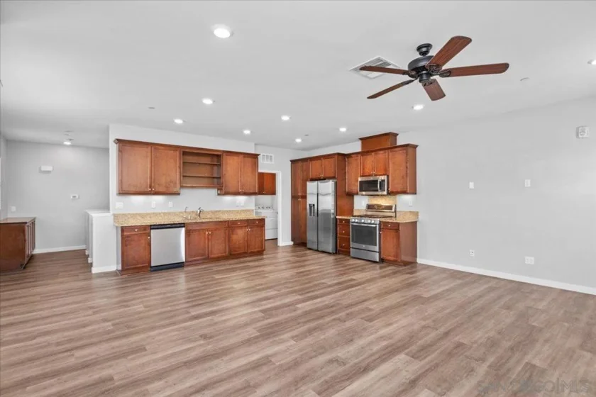 1541 Winter Lane #1 photo 10