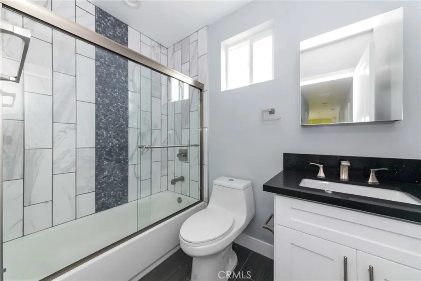531 W 80th Street photo 10