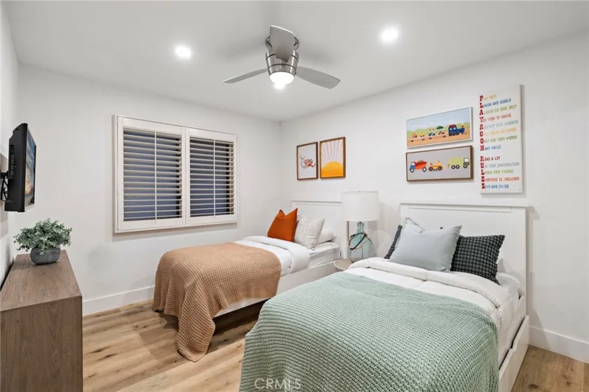 237 Calliope Street photo 19