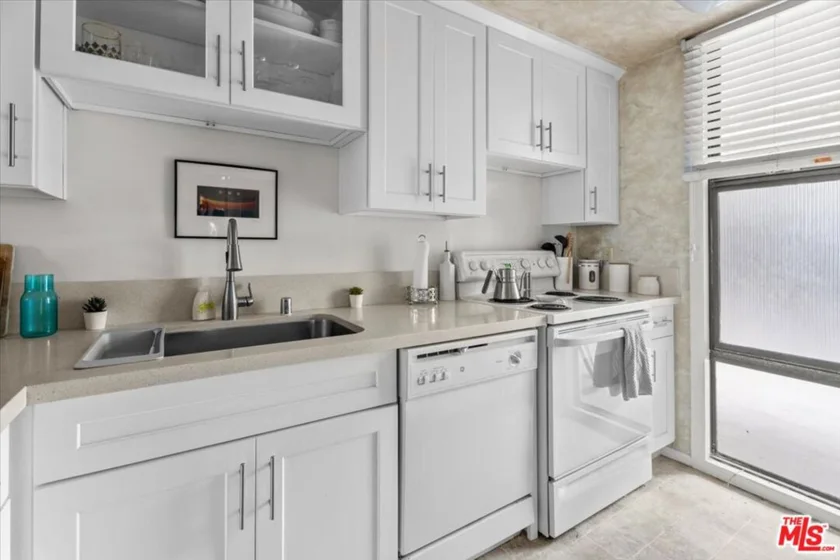 4337 Marina City Drive #147 photo 2