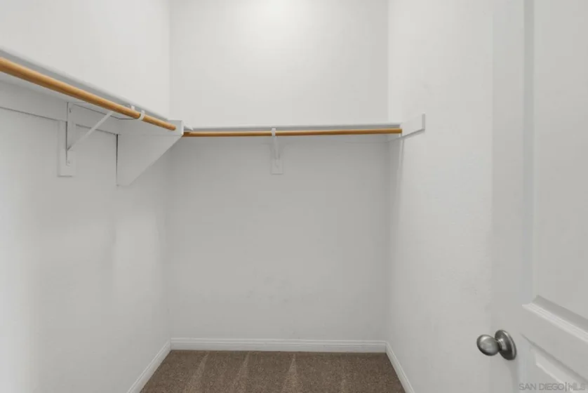 750 Harbor Cliff Way #105 photo 31