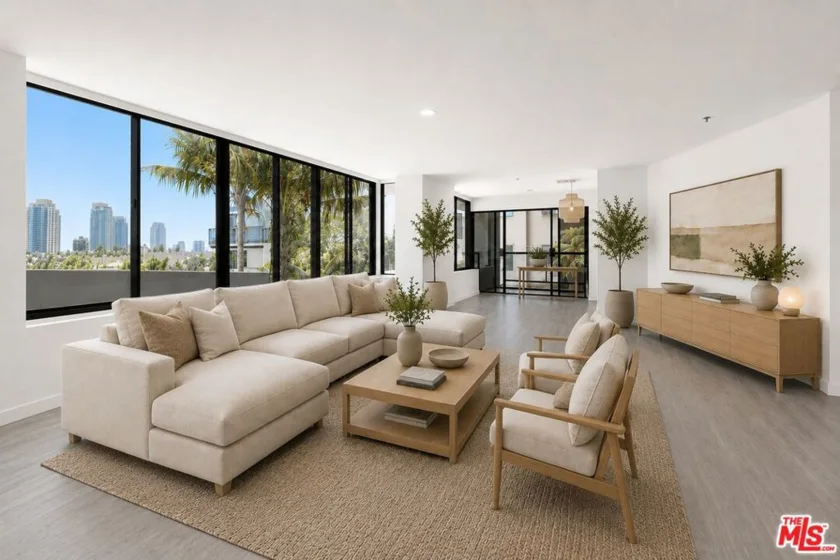 10724 Wilshire Boulevard #211 photo 2