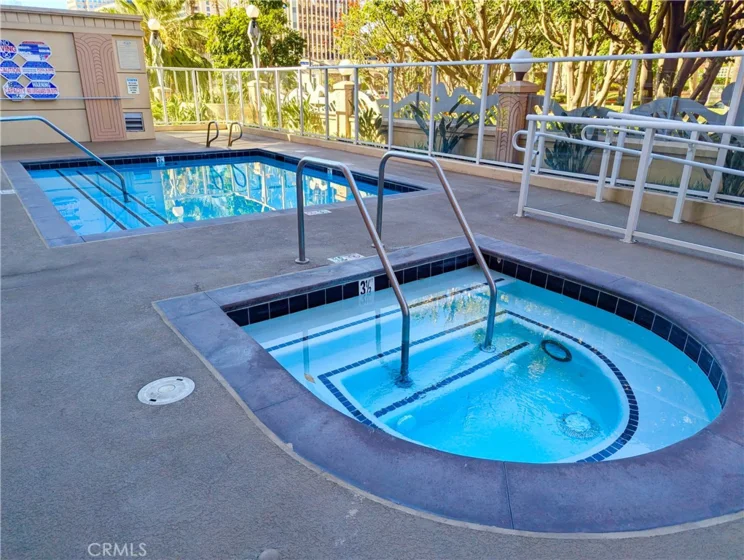 388 E Ocean Boulevard #1117 photo 25