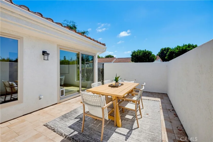 31911 Via Flores #27 photo 15