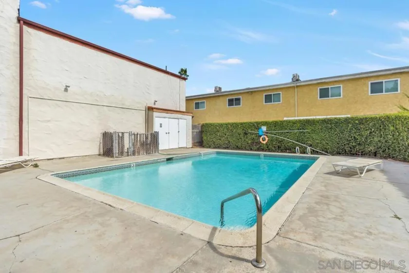 888 Cherrywood #Unit 3 photo 23