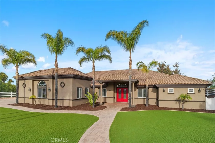 39526 Calle Cabernet photo 1