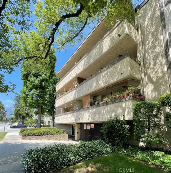2386 E Del Mar Boulevard #128 photo 1