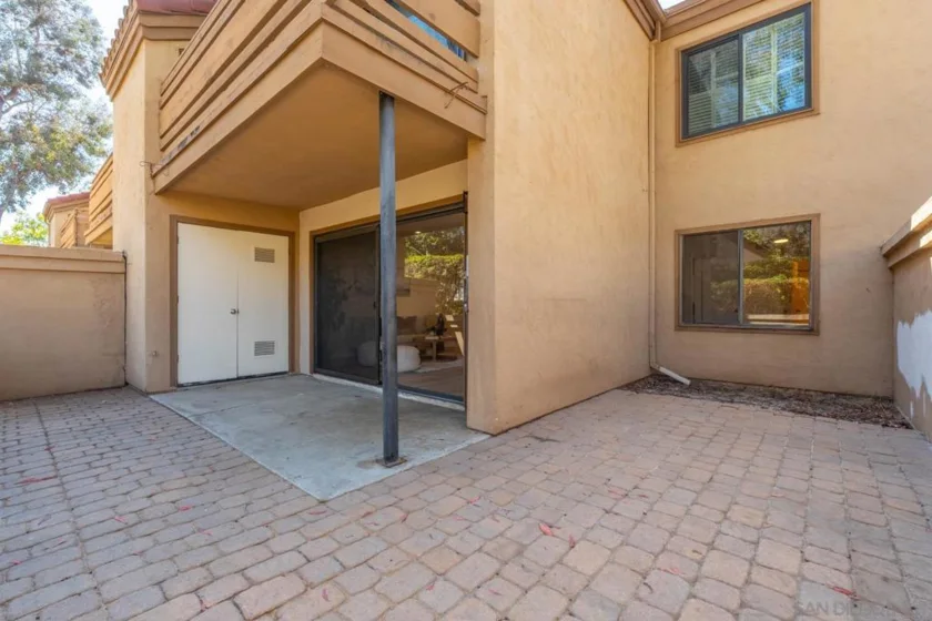 9895 Scripps Westview Way #148 photo 12