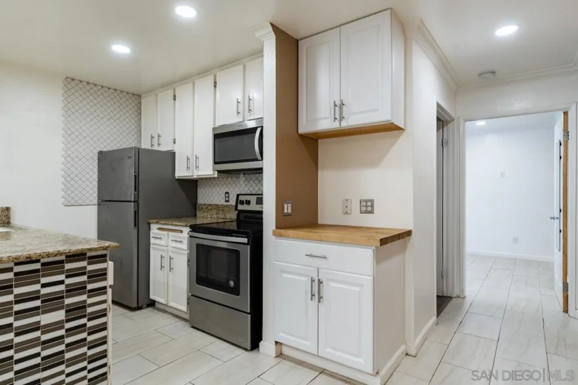615 Vine Street #15 photo 1