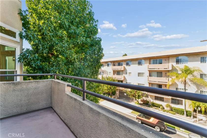 4230 Colfax #304 photo 17