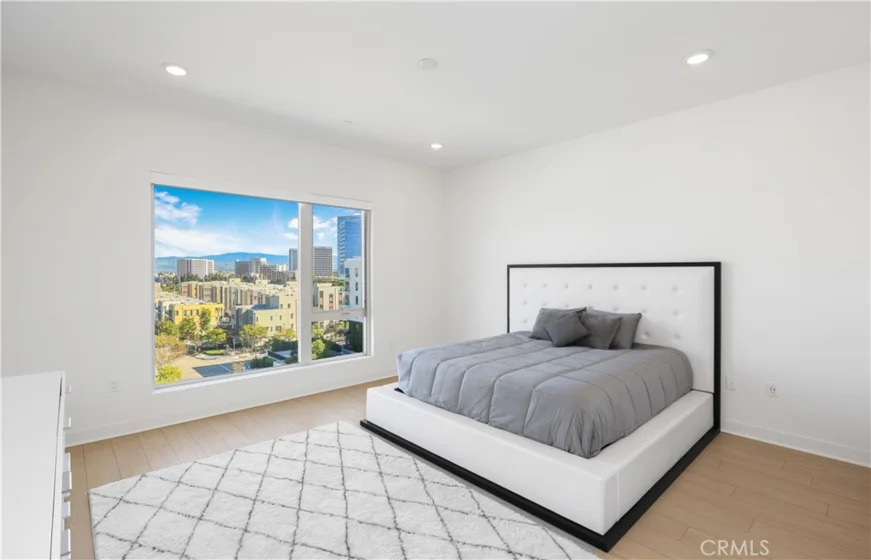 3700 Rivington photo 14