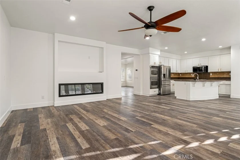 27367 Pinyon photo 22