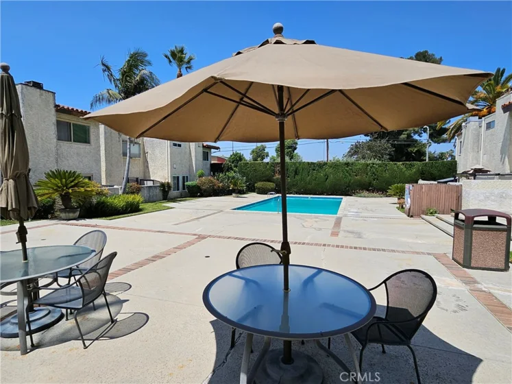 8800 Kester Avenue #126 photo 2