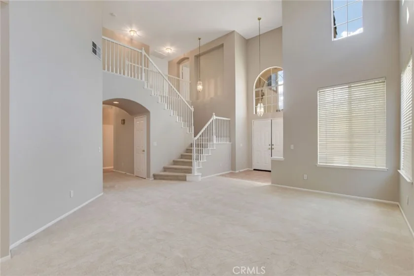 32904 Cinon Drive photo 9