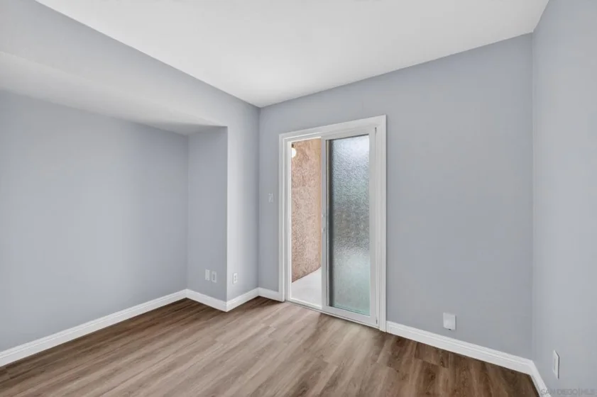 7545 Charmant Drive #1301 photo 11