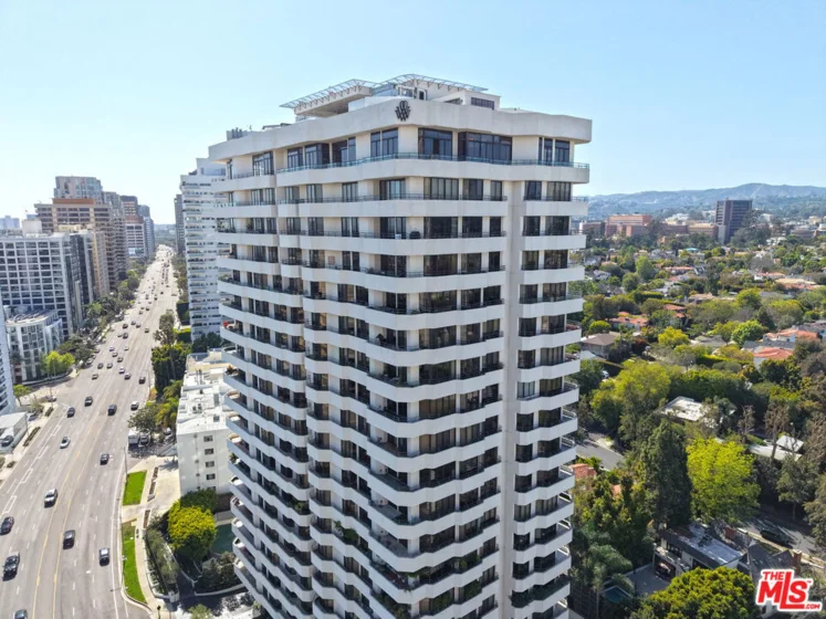 10601 Wilshire Boulevard #1404 photo 24