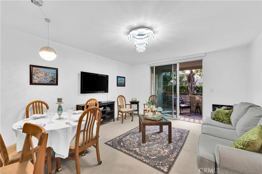 267 S San Pedro #218 photo 44