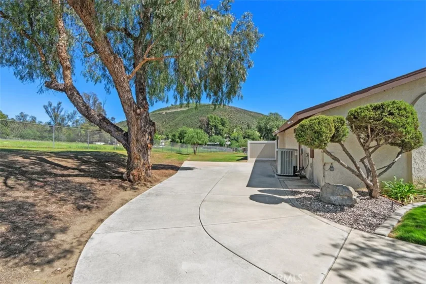 37790 Los Alamos Road photo 37