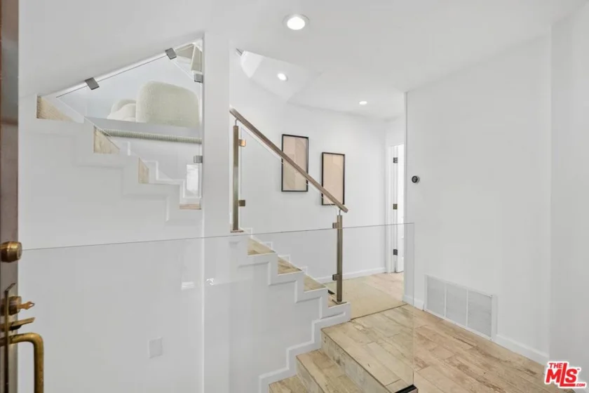 24 Yawl Street #2 photo 13