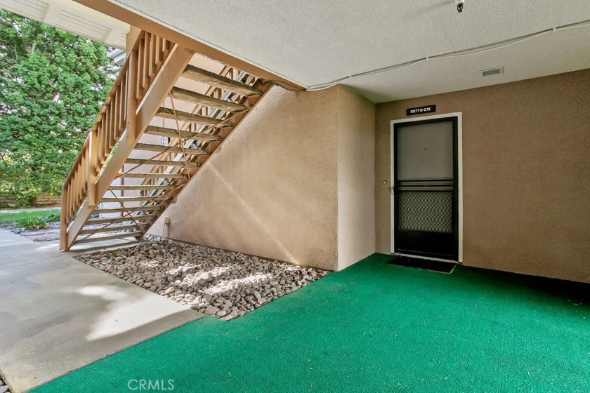 8877 Lauderdale Court #212B photo 2