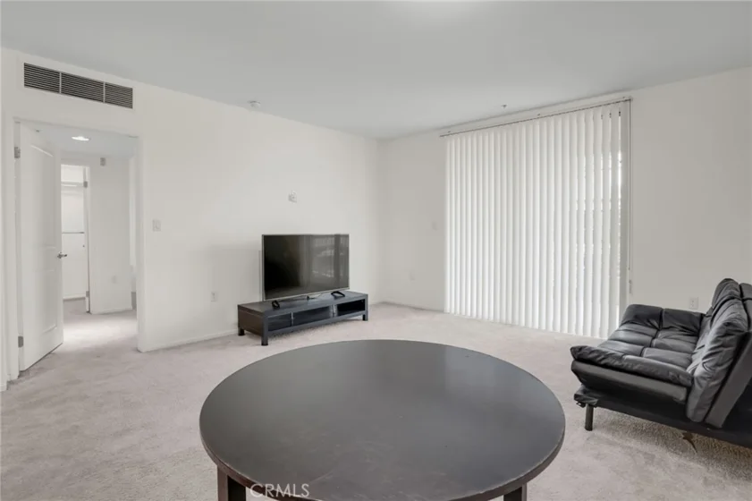 267 S San Pedro #217 photo 4
