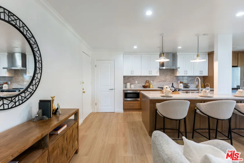 1831 Prosser Avenue #307 photo 9