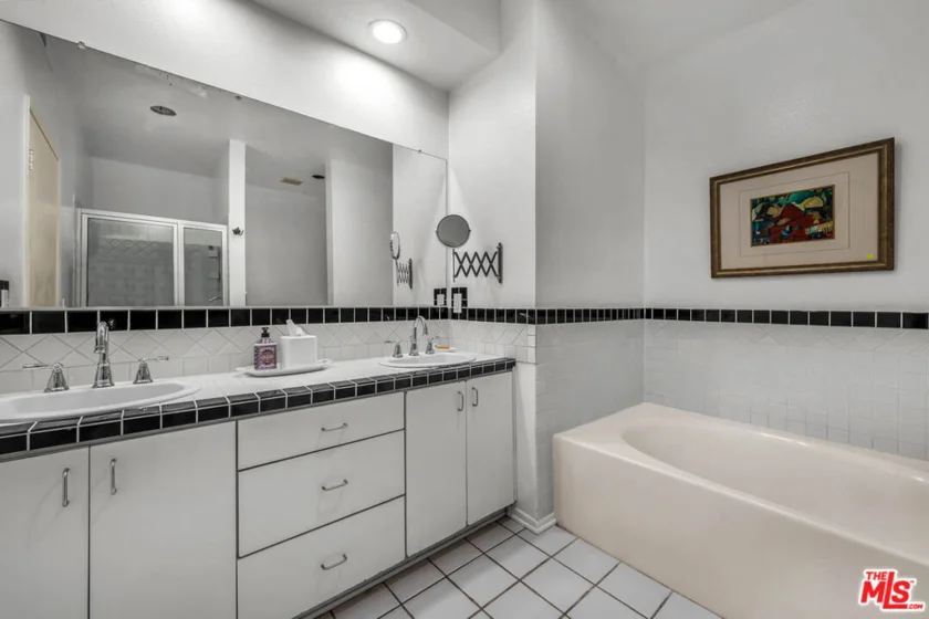 3613 Glendon Avenue #101 photo 4