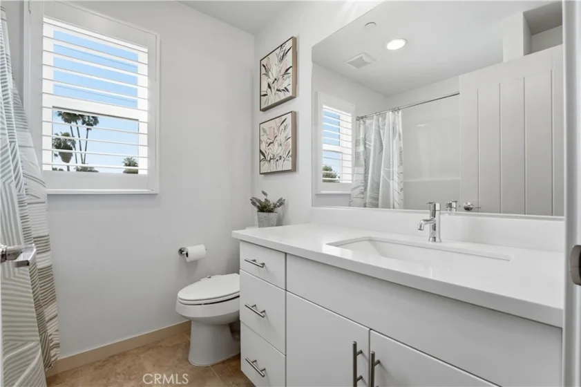 809 S Anaheim Boulevard #101 photo 25