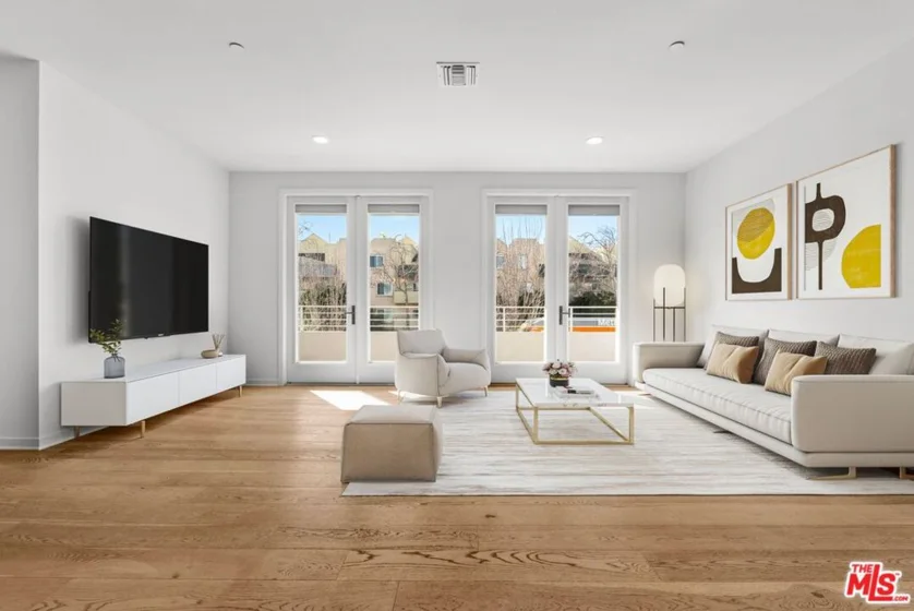 4240 Laurel Canyon Boulevard #201 photo 1
