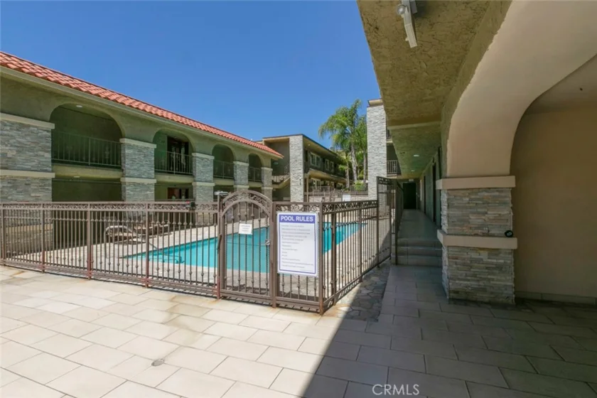 3220 Altura Avenue #217 photo 44