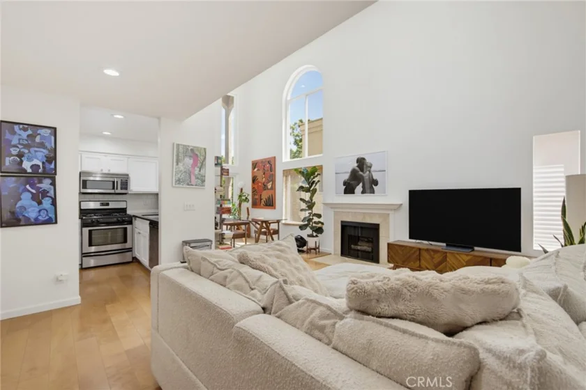1639 Camden Avenue #301 photo 6
