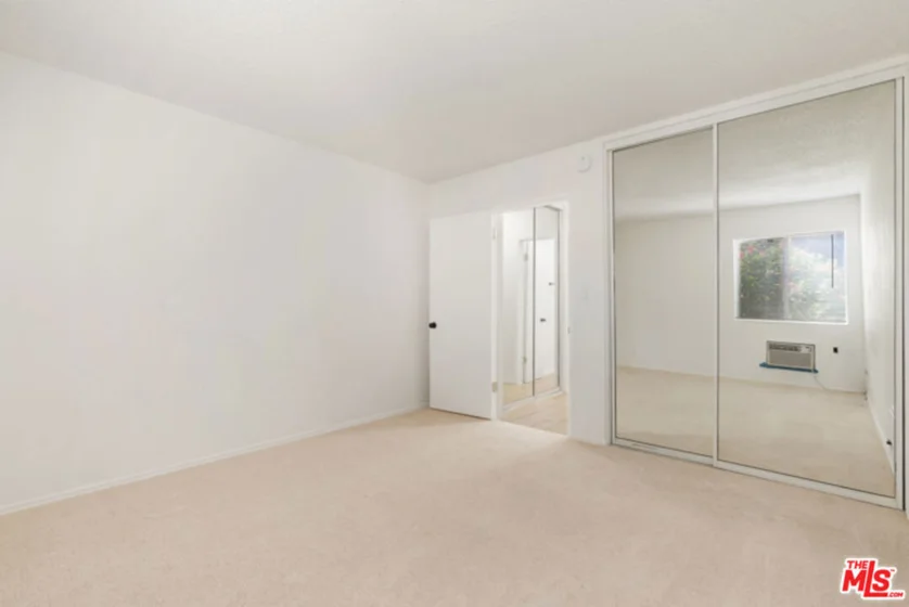 18307 Burbank Boulevard #118 photo 16