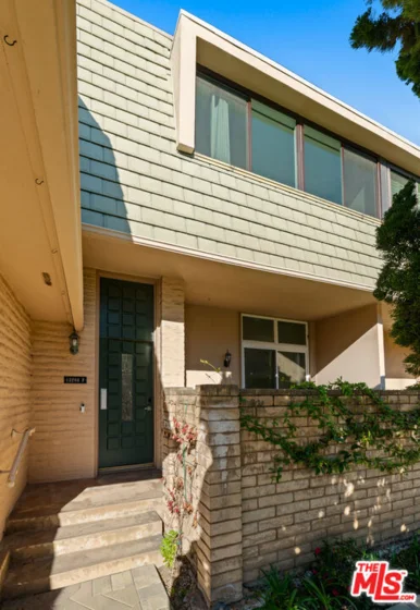 13206 Admiral Avenue #F photo 16