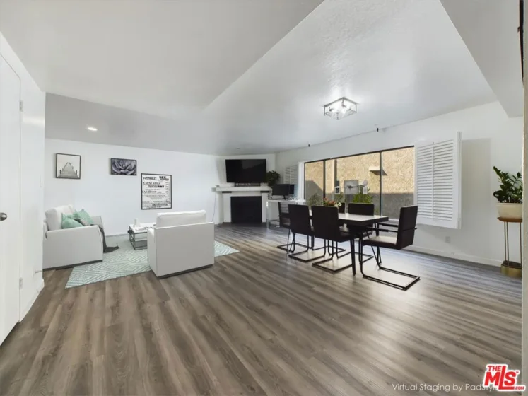 4551 Kester Avenue #1 photo 1