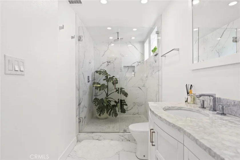 10926 Bluffside Drive #30 photo 18