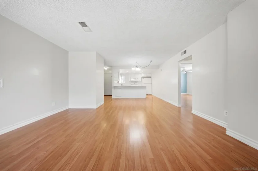 1257 E Grand Avenue ##D photo 5