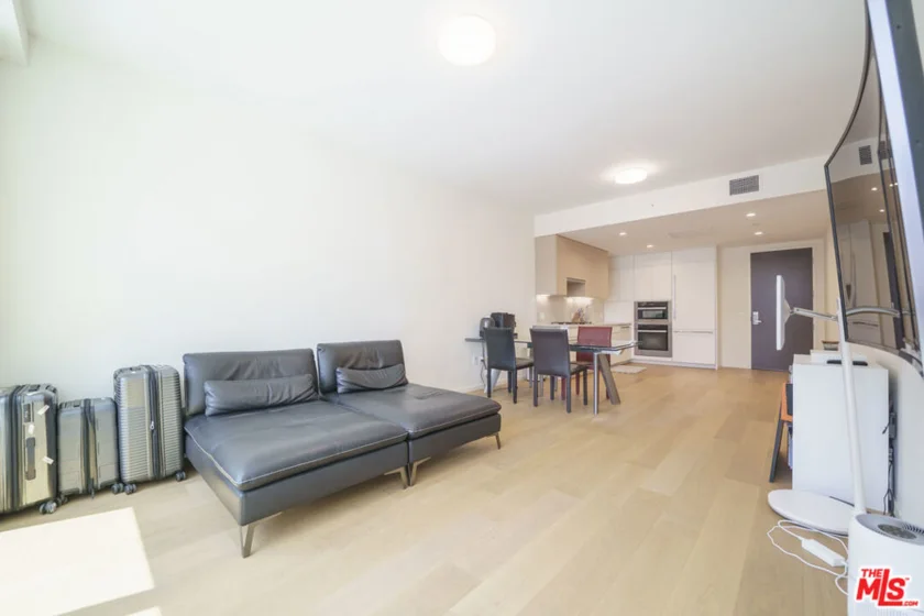 877 Francisco Street #1208 photo 33