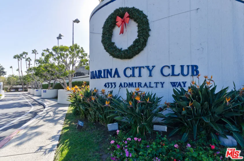 4314 Marina City Drive #1118 photo 1